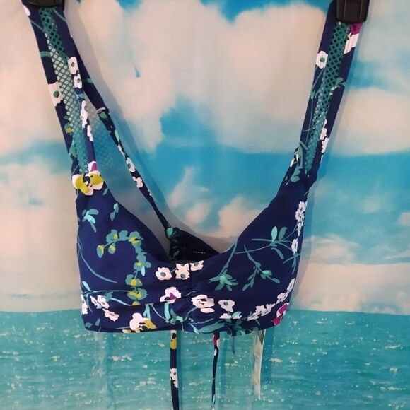 NWT: Cole of Californiabathing suit top. - Picture 1 of 5